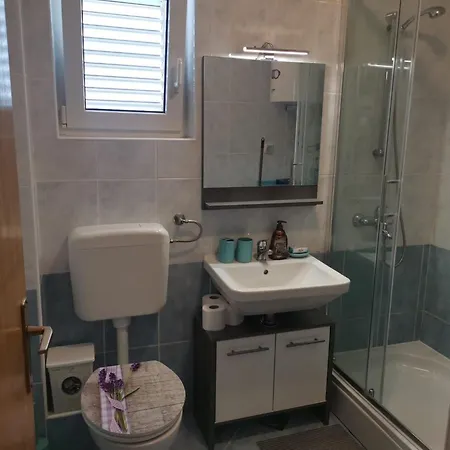 Apartment Val In Strandnaehe - Agentur Ta Leut By Interhome Privlaka (Zadar)