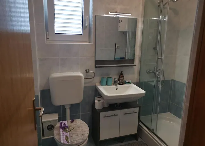 Apartment Val In Strandnaehe - Agentur Ta Leut By Interhome Privlaka (Zadar)