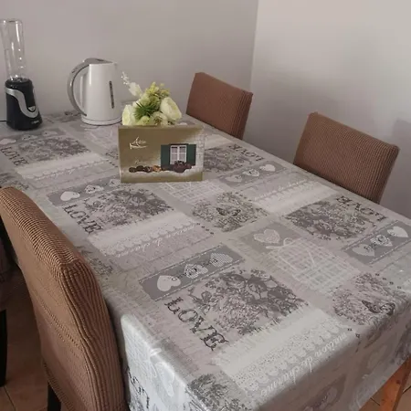 Val In Strandnaehe - Agentur Ta Leut By Interhome *