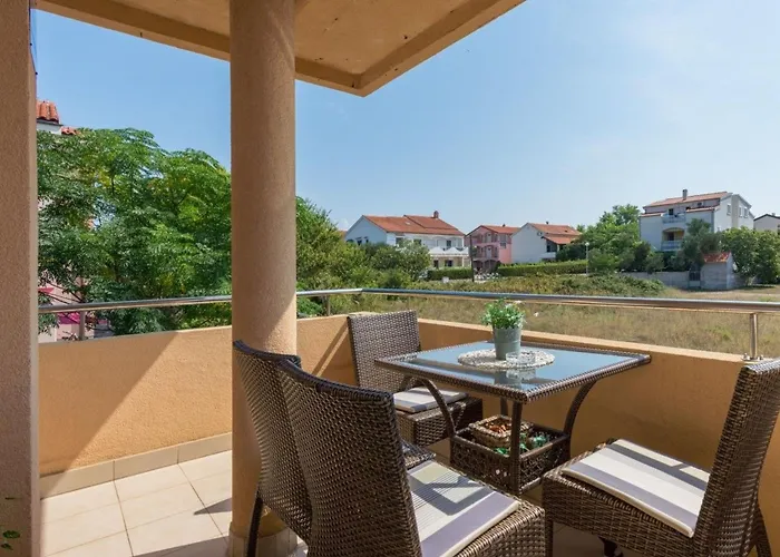 Val In Strandnaehe - Agentur Ta Leut By Interhome Апартаменты *